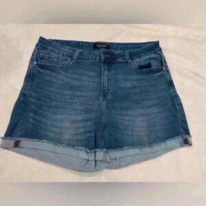 Judy Blue High Rise Tummy Control Fray Hem Cut Off Stretched Denim Shorts  3XL